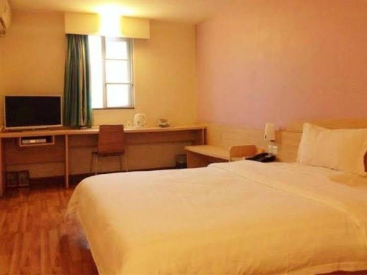 7 Days Inn Gongbei Port Shop2
