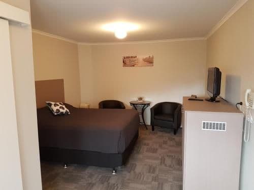 Double or Twin Room with Private Bathroom