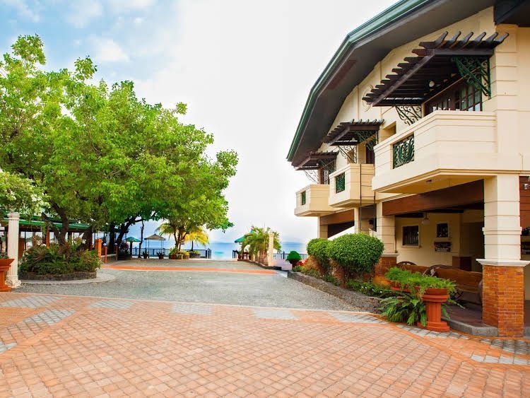 By the Sea Resort Hotel4