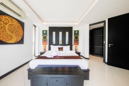 Deluxe Villa