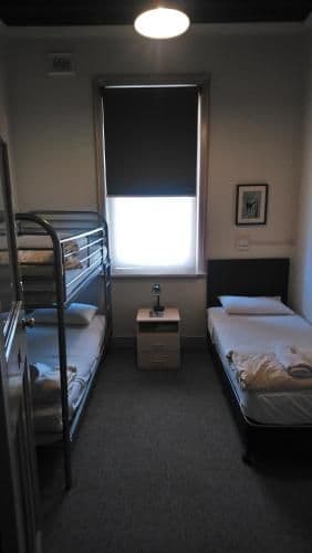 Basic Triple Room with Shared Bathroom