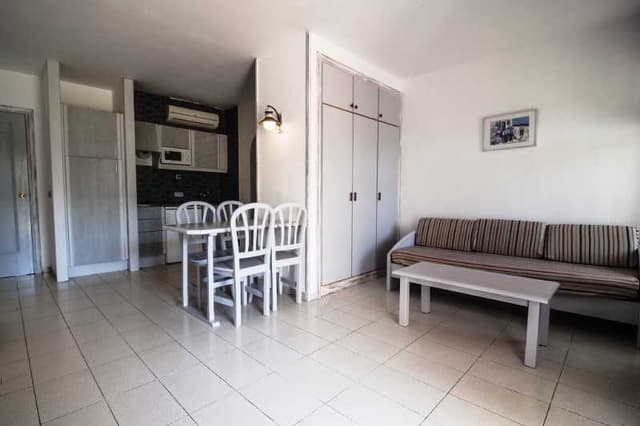 APARTMENT CAPACITY 4 ONE BEDROOM