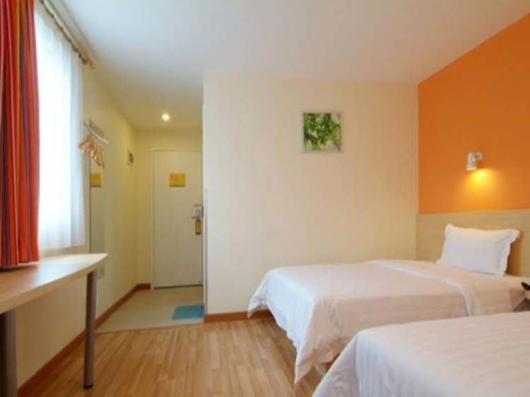 7 Days Inn Chengdu Dujiangyan Branch0