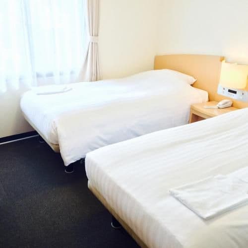 Twin Room - Non-Smoking