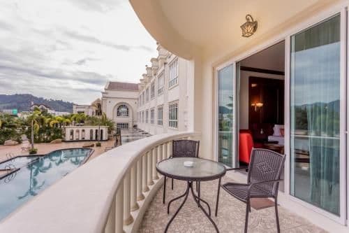 Deluxe Double or Twin Room