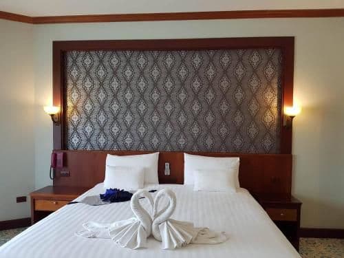 Deluxe Double or Twin Room