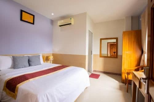 Double or Twin Room with Private Bathroom