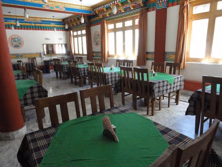 Hotel Munshi Continental1