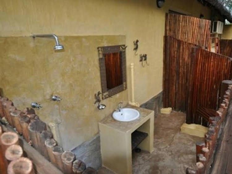 Gem Bateleur Lodge0