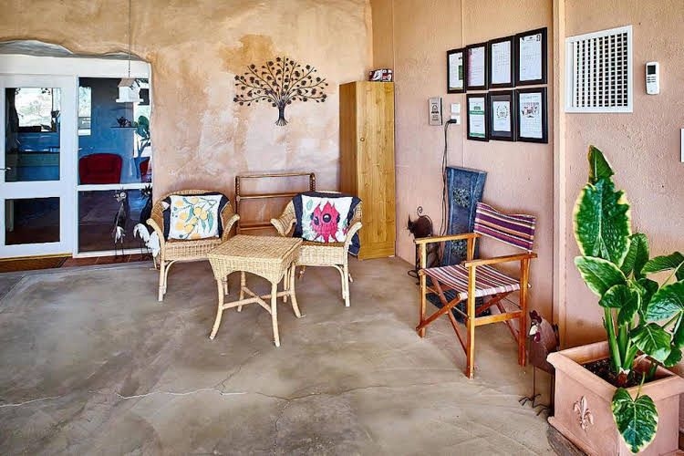 อันเดอร์กราวด์ เบด แอนด์ เบรกฟาสต์ (Underground Bed and Breakfast)3