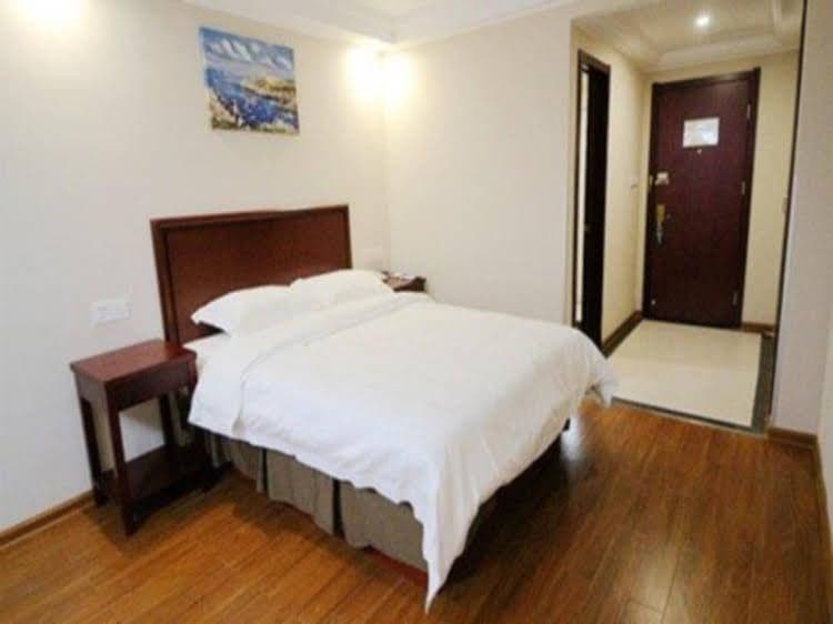 Green Tree Inn Changsha West Bus Station Business Hotel Green Tree Inn Changsha West Bus Station Business Hotel
