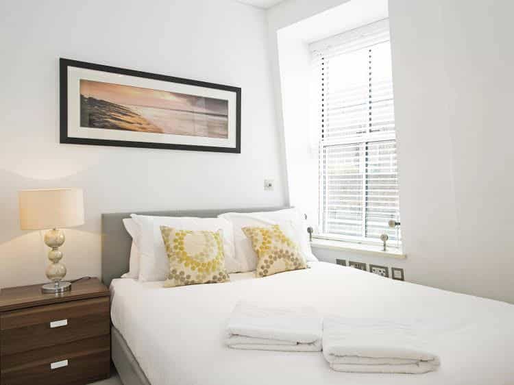 Still Life St Paul's Apartments Still Life St Paul's Apartments