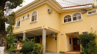 Villa Florencia San Benito1