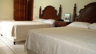 Villa Florencia San Benito4