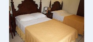 Villa Florencia San Benito3
