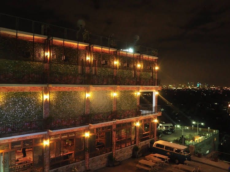 Cafe Lupe Bed and Breakfast4