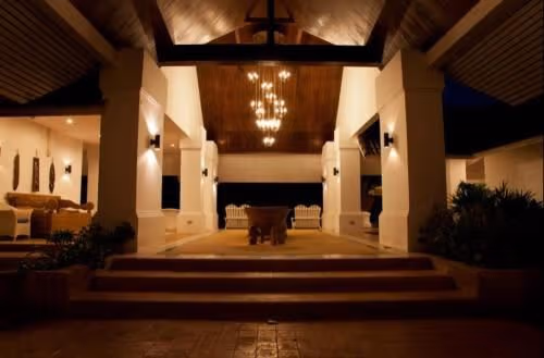 Six-Bedroom Villa