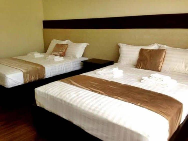 Loizas Suites Loizas Suites