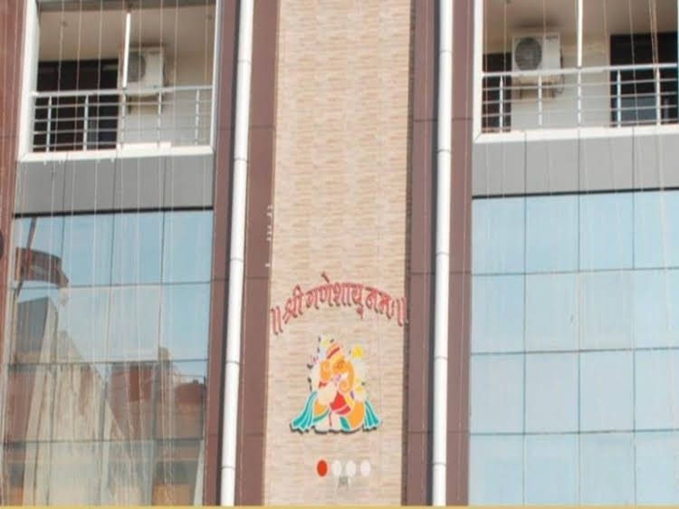 Hotel Shree Vinayak Palace2