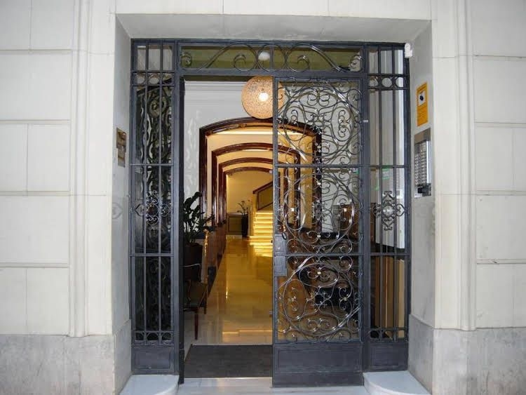 Mercedes Heritage Best Barcelona Apartments4