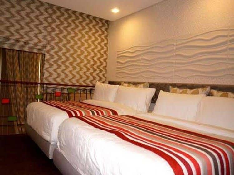 Camaya Coast Hotel Camaya Coast Hotel