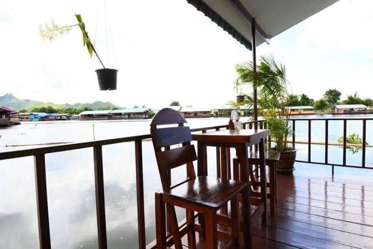The Best Riverside Guesthouse The Best Riverside Guesthouse