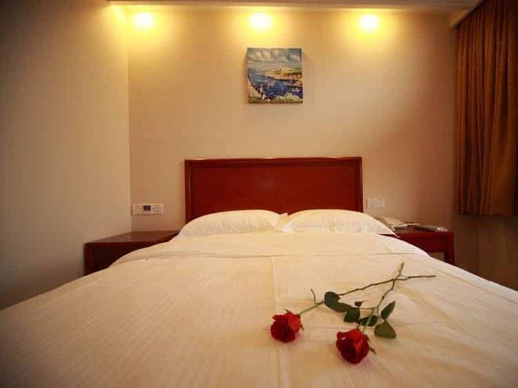 Greentree Inn Shandong Yantai Longkou East Bus Station Shell Hotel Greentree Inn Shandong Yantai Longkou East Bus Station Shell Hotel