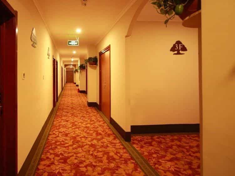 Greentree Inn Shandong Yantai Longkou East Bus Station Shell Hotel Greentree Inn Shandong Yantai Longkou East Bus Station Shell Hotel