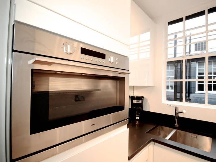 FG Property Oxford Circus - Grosvenor St1