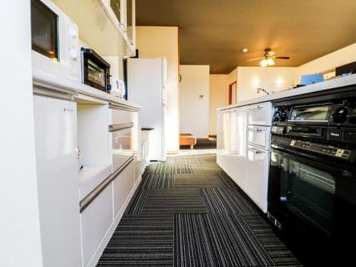 Two-Bedroom Apartment with Sea View (Upper Floor)