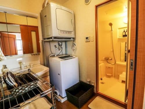 Two-Bedroom Apartment with Sea View (Upper Floor)