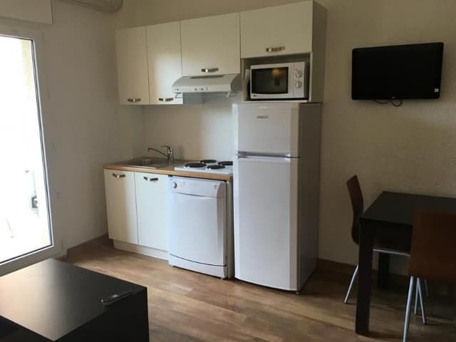 APARTMENT CAPACITY 4