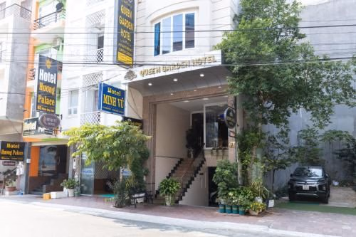 Queen Garden Hotel & Apartment3