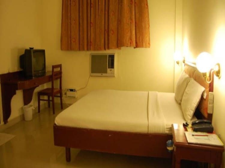 SRM Hotel Annexe - Tiruchirappalli1