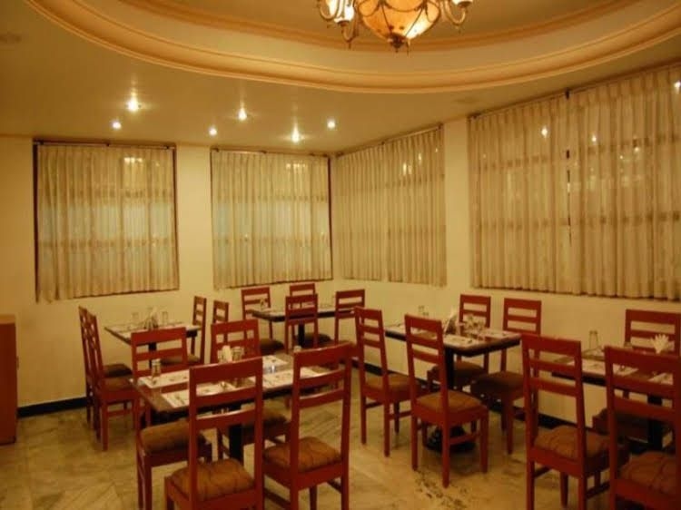 SRM Hotel Annexe - Tiruchirappalli0