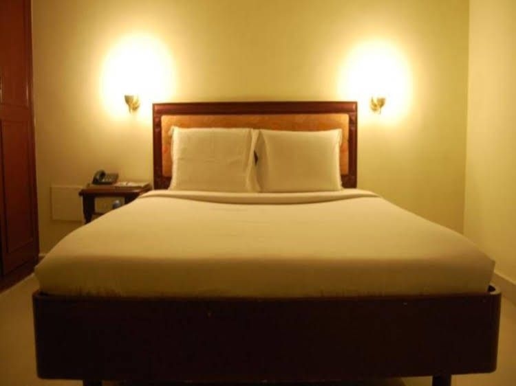 SRM Hotel Annexe - Tiruchirappalli4