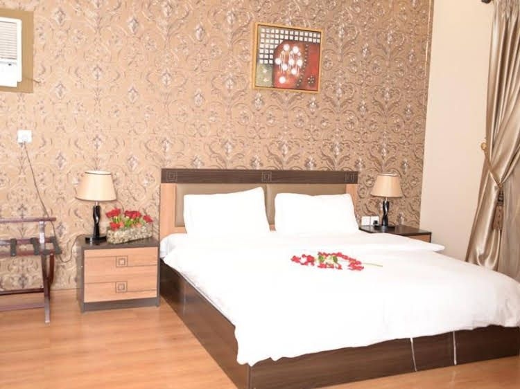 Manam Hotel Apartments3