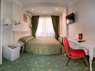 Royal City Hotel3