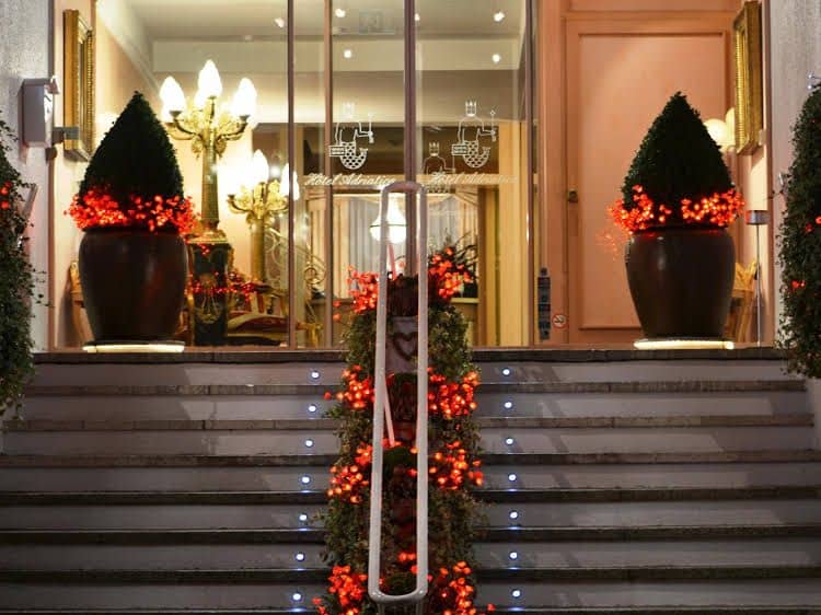 โรงแรมอาเดรียติกา โรงแรมอาเดรียติกา