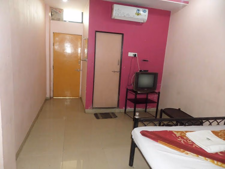 Hotel Yashraj Palace0