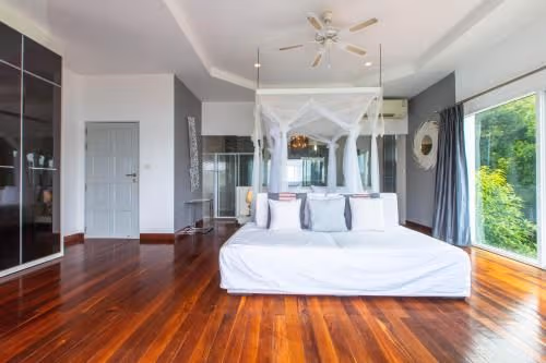 Villa - Beach Front