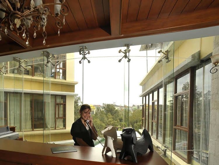 Paragon Hotel and Suites Paragon Hotel and Suites