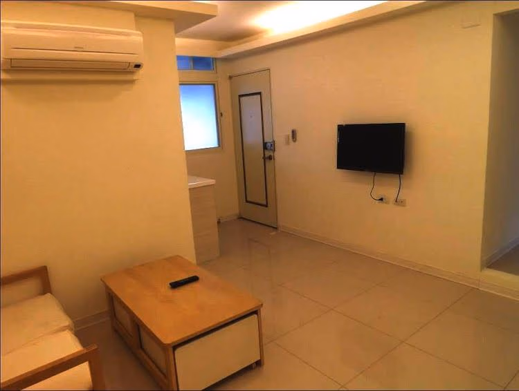 Gym Apartment0