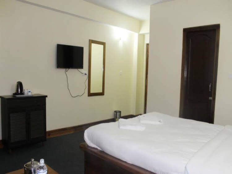 Hotel White Yak3