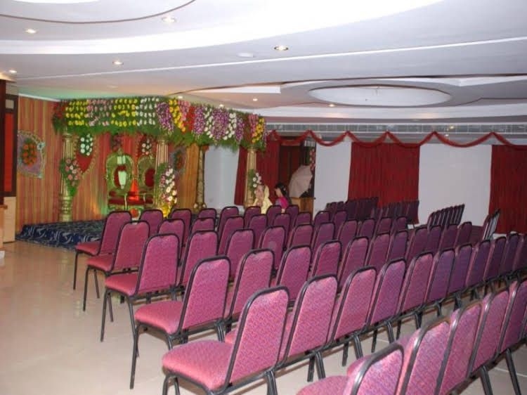 Hotel Sunshine Grand0