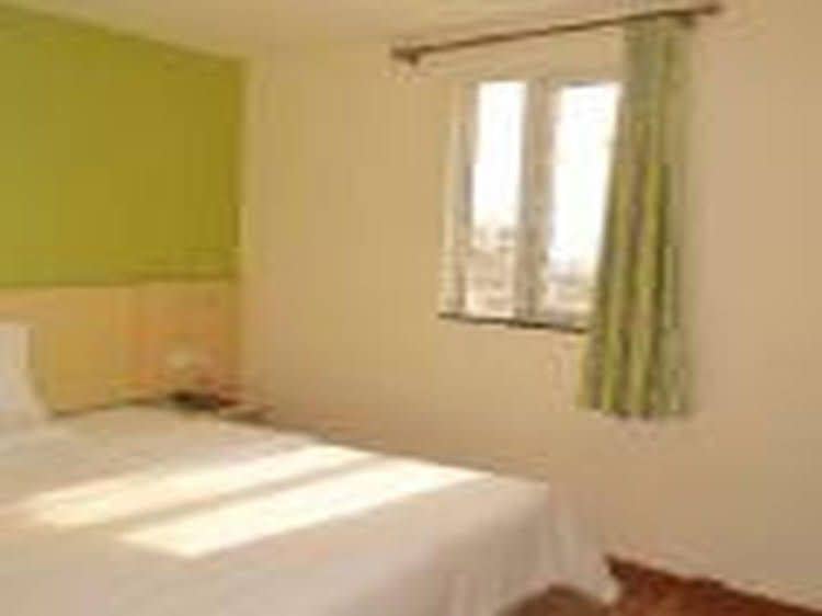 7 Days Inn Sanya Bay Danzhou Community Branch 7 Days Inn Sanya Bay Danzhou Community Branch