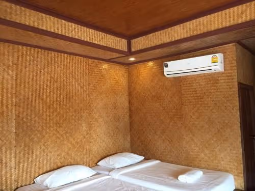 Twin Room with View