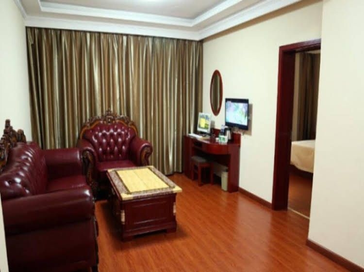 Greentree Inn Henan Shangqiu Sui County Suizhou Avenue Beihu Business Hotel1