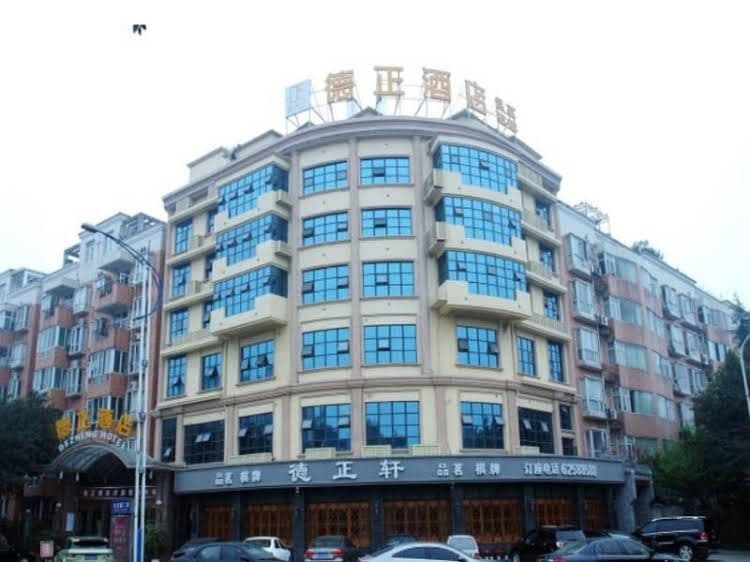 Dezheng Hotel (Chengdu Huayang Sihe Subway Outlet) Dezheng Hotel (Chengdu Huayang Sihe Subway Outlet)