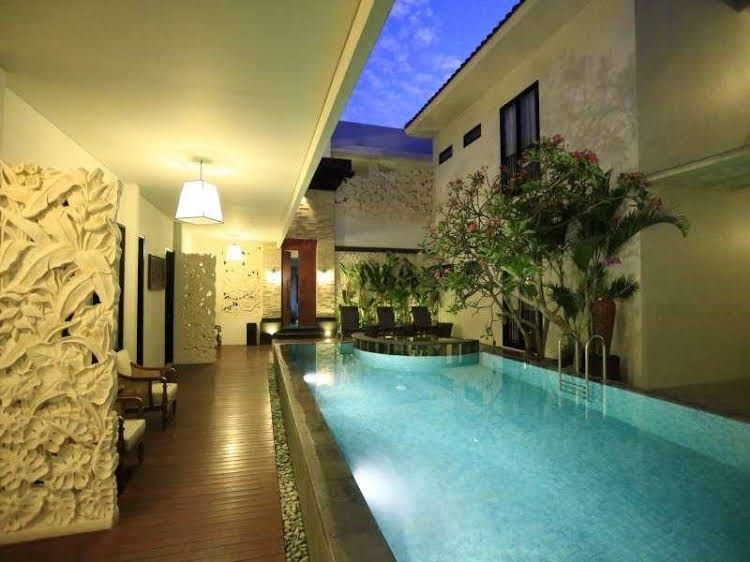 Bali Sunset Villa0